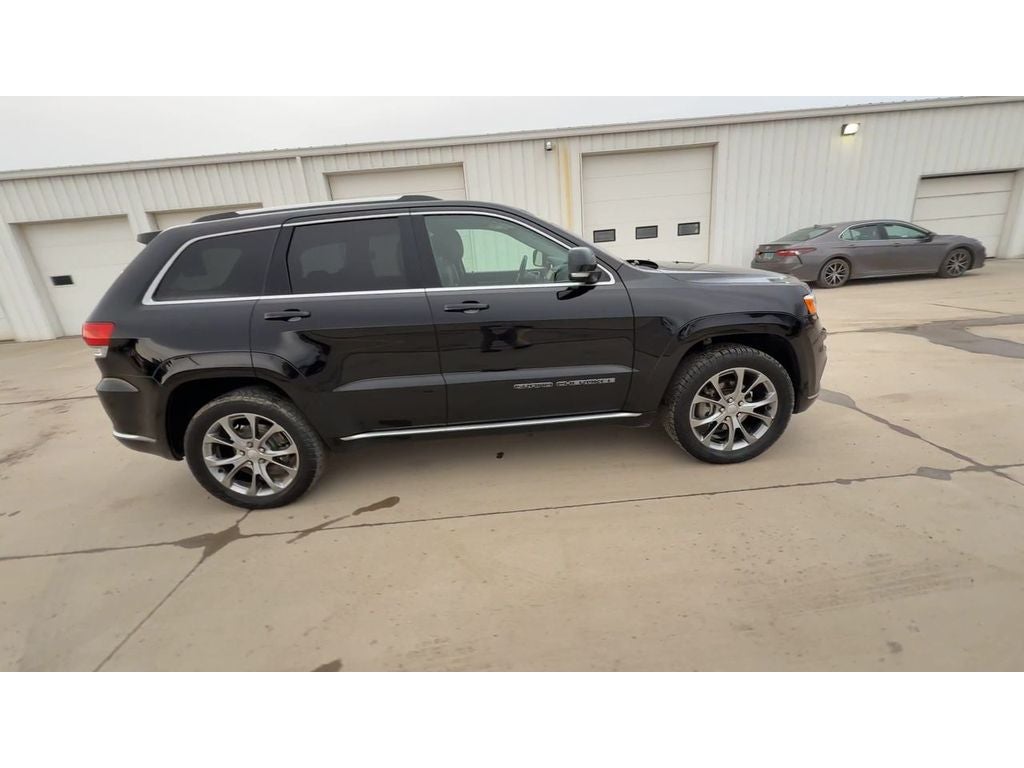 2020 Jeep Grand Cherokee Summit