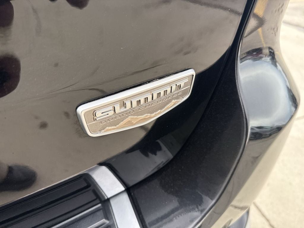 2020 Jeep Grand Cherokee Summit
