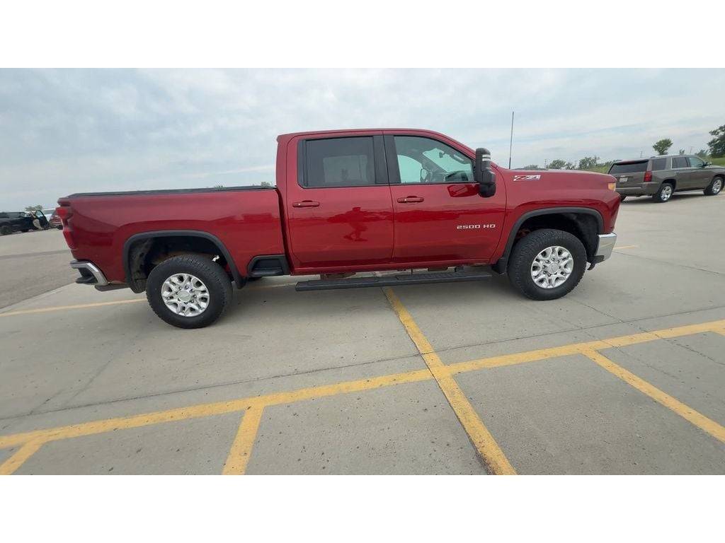 2020 Chevrolet Silverado LT