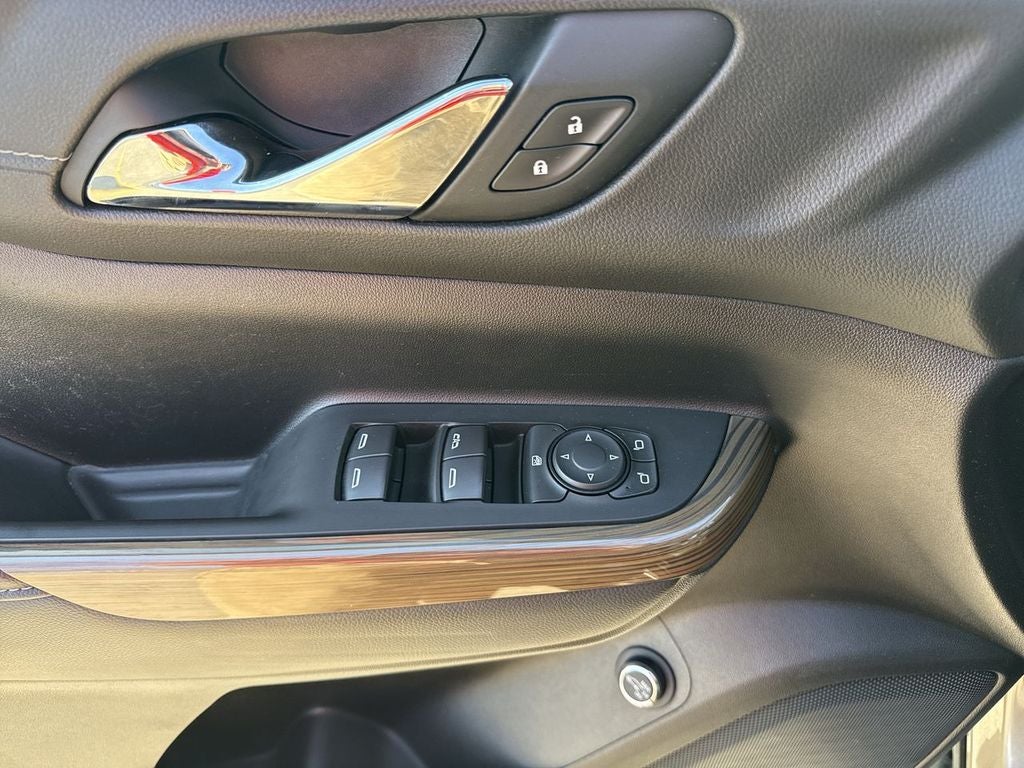 2022 GMC Acadia SLE