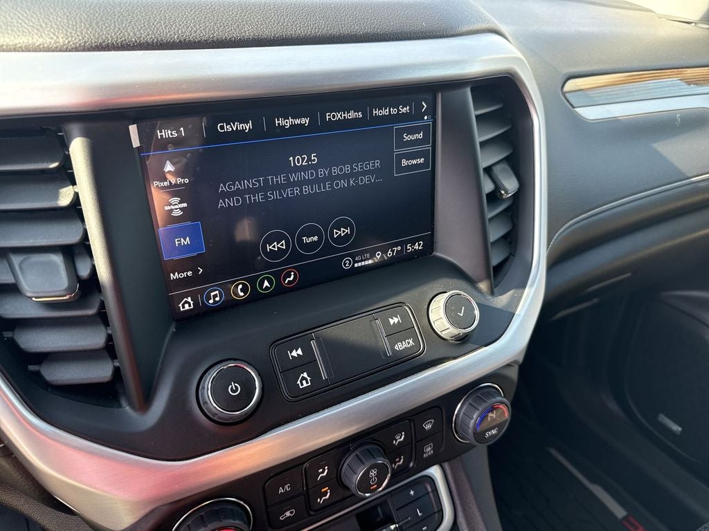 2022 GMC Acadia SLE