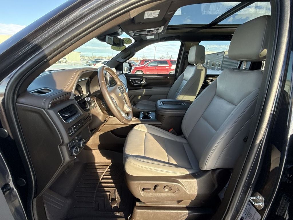 2023 Chevrolet Suburban LT