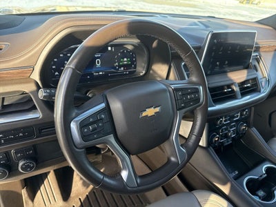 2023 Chevrolet Suburban LT