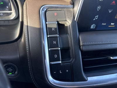 2023 Chevrolet Suburban LT