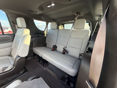 2023 Chevrolet Suburban LT