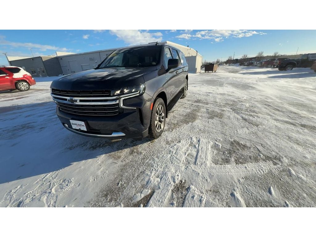 2023 Chevrolet Suburban LT
