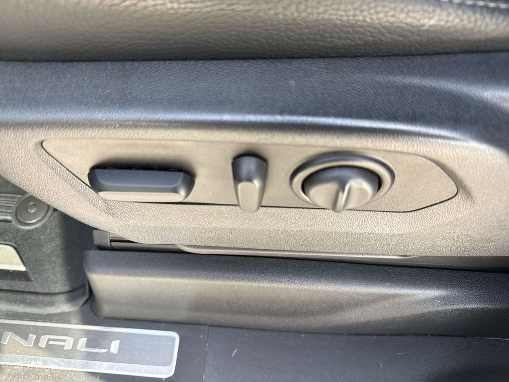 2020 GMC Sierra Denali