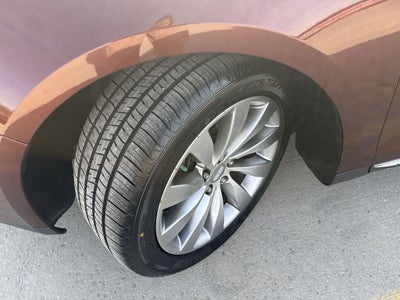 2015 Lincoln MKS Base