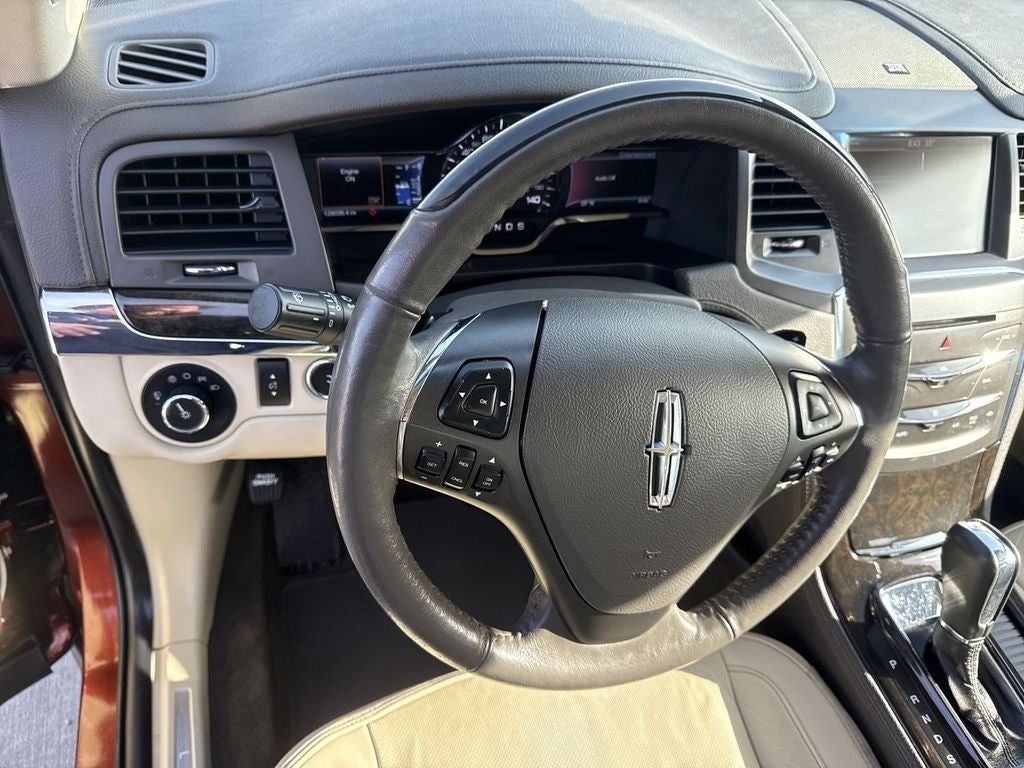 2015 Lincoln MKS Base