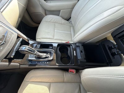2015 Lincoln MKS Base