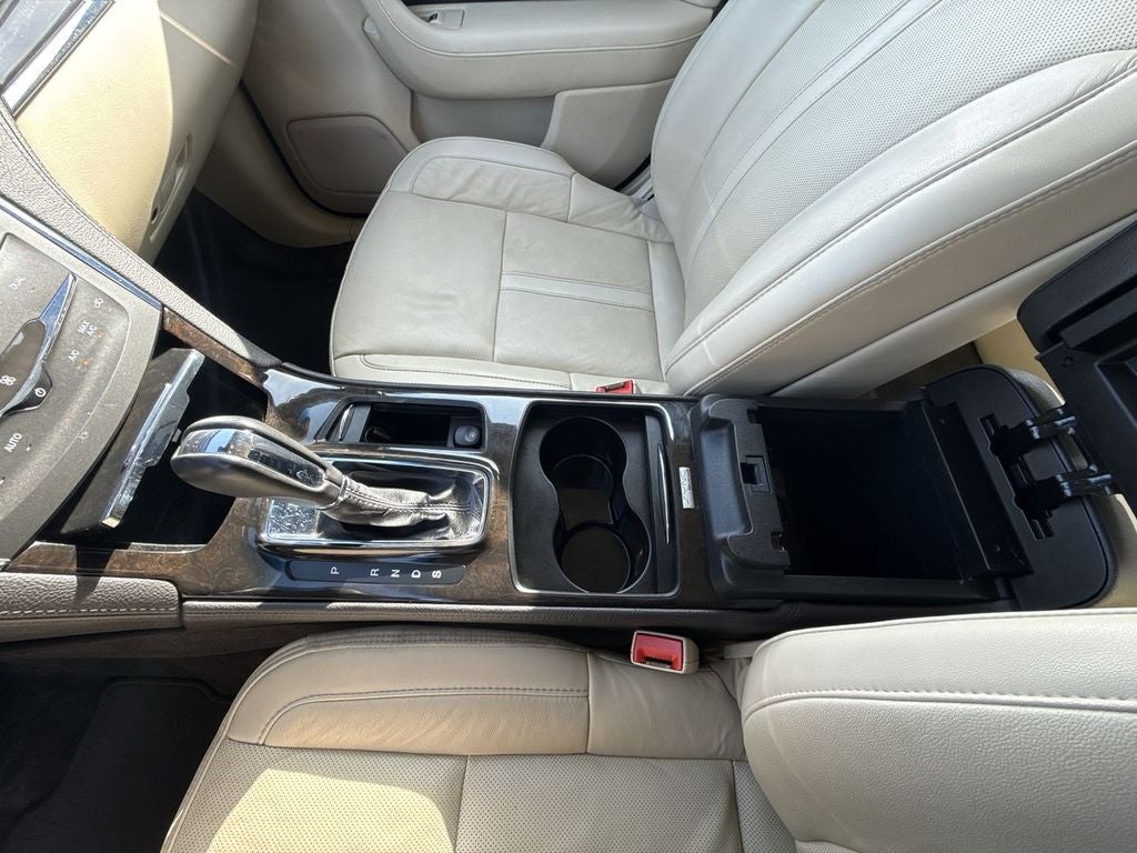 2015 Lincoln MKS Base