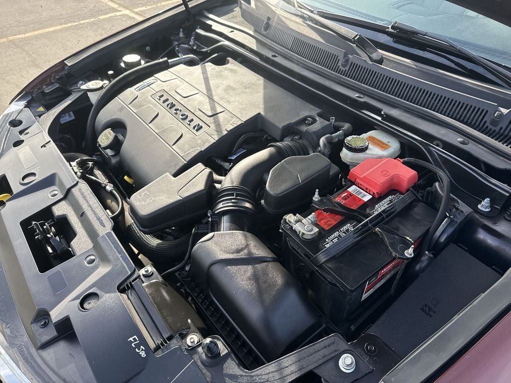 2015 Lincoln MKS Base