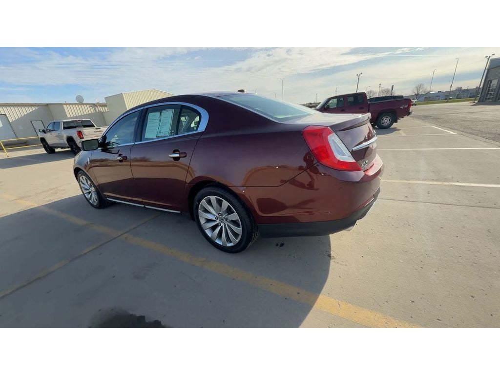 2015 Lincoln MKS Base