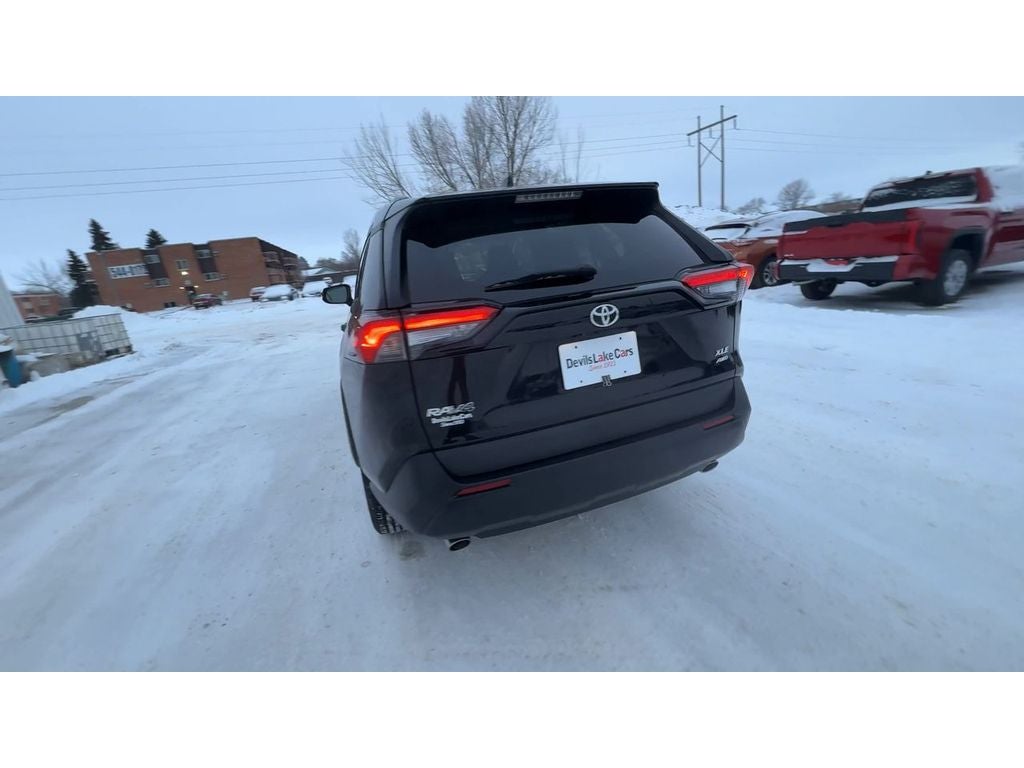 2023 Toyota RAV4 XLE