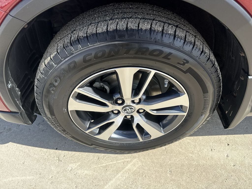 2018 Toyota RAV4 XLE