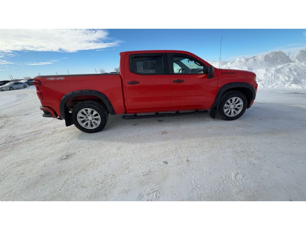 2021 Chevrolet Silverado Custom