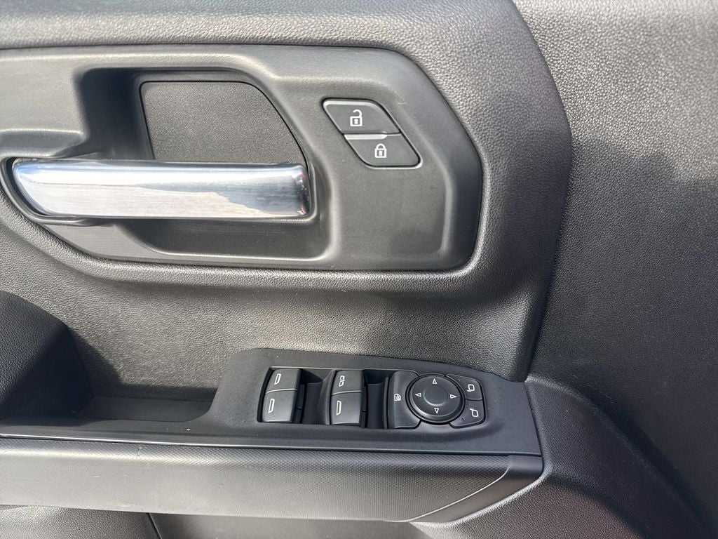 2021 Chevrolet Silverado Custom