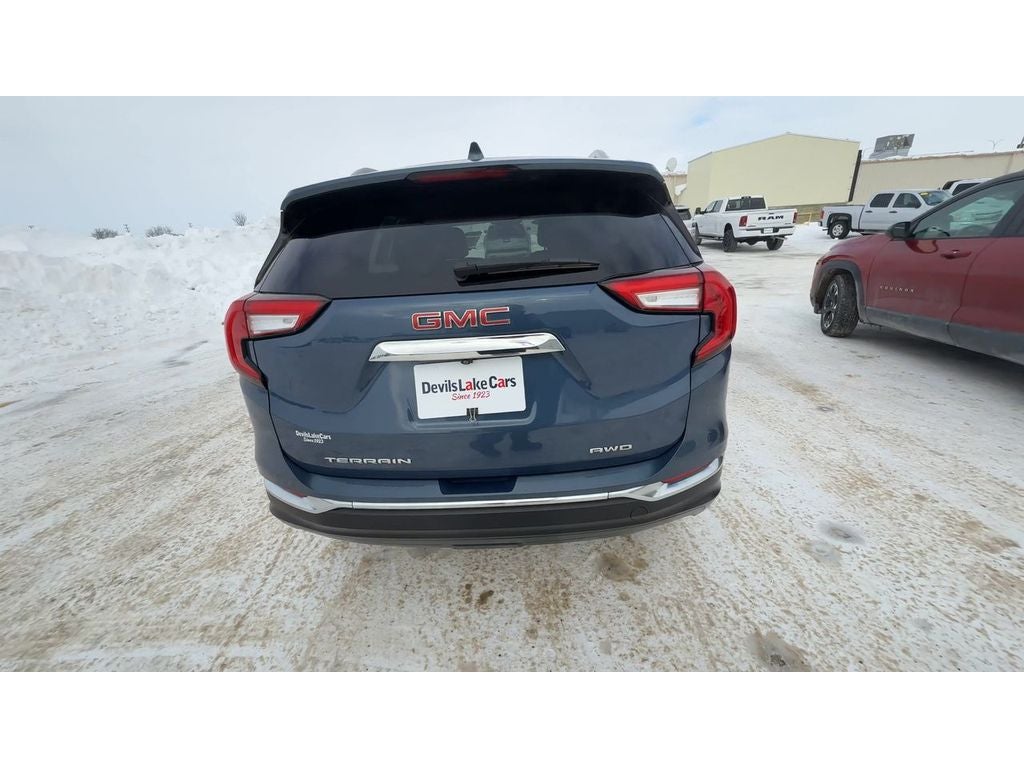 2024 GMC Terrain SLT