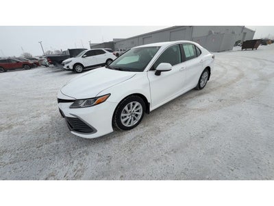 2022 Toyota Camry LE