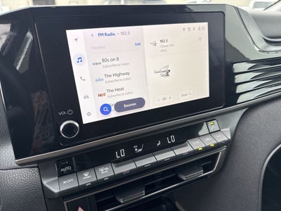 2025 Toyota Camry Hybrid LE