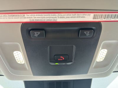 2025 Toyota Camry Hybrid LE