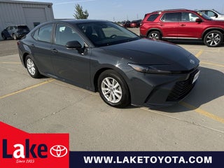2025 Toyota Camry Hybrid LE