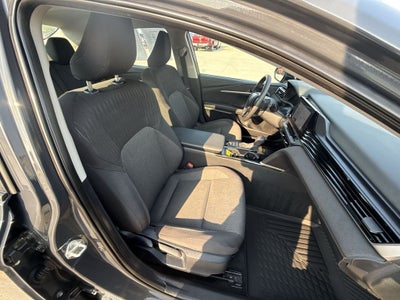 2025 Toyota Camry Hybrid LE