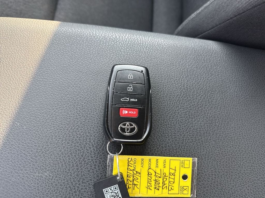 2025 Toyota Camry Hybrid LE