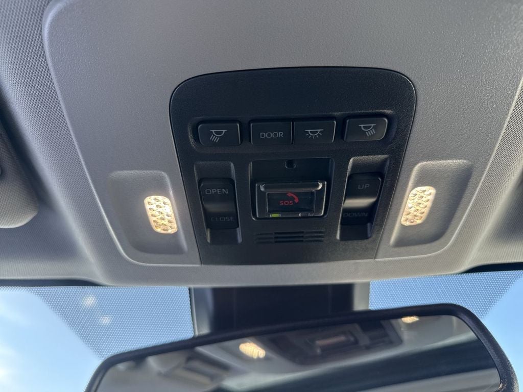 2023 Toyota Camry Hybrid Hybrid XLE