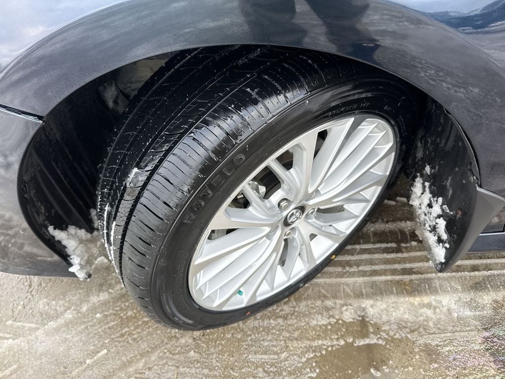 2020 Toyota Camry Hybrid Hybrid XLE