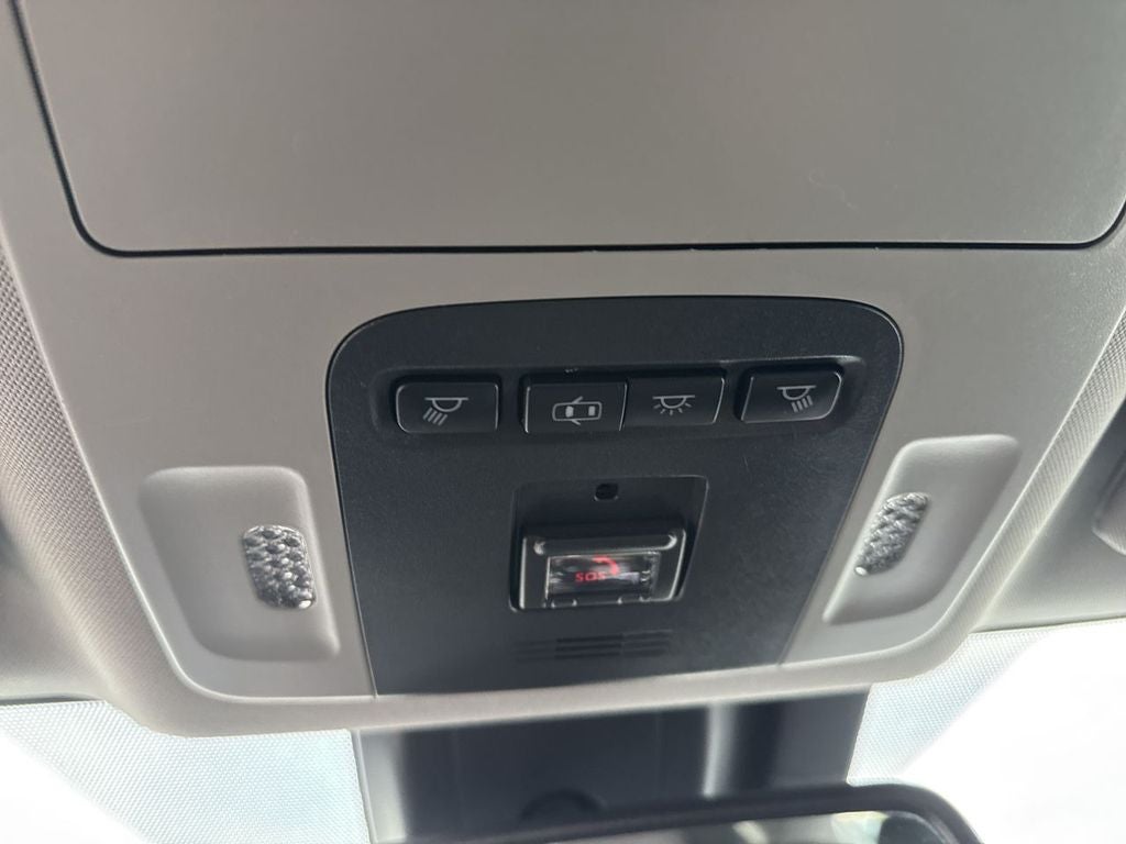 2020 Toyota Camry Hybrid Hybrid XLE