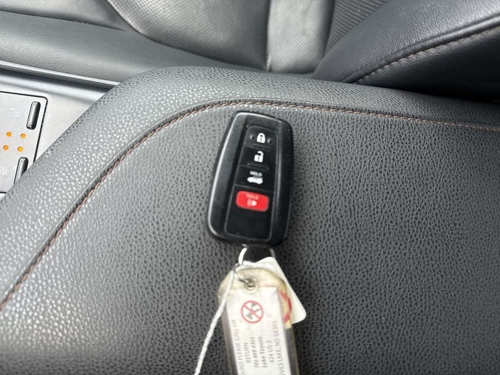 2020 Toyota Camry Hybrid Hybrid XLE