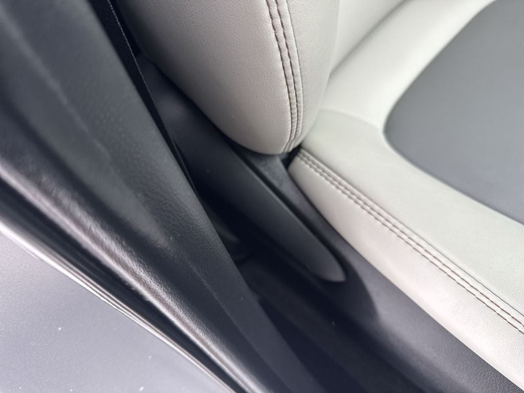 2023 Toyota RAV4 Hybrid Hybrid XLE Premium