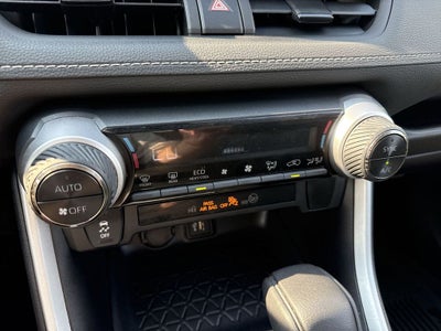 2025 Toyota RAV4 Hybrid Hybrid XLE