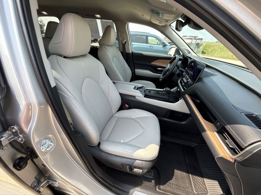 2024 Toyota Grand Highlander Limited