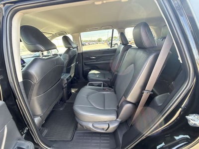 2025 Toyota Grand Highlander XLE