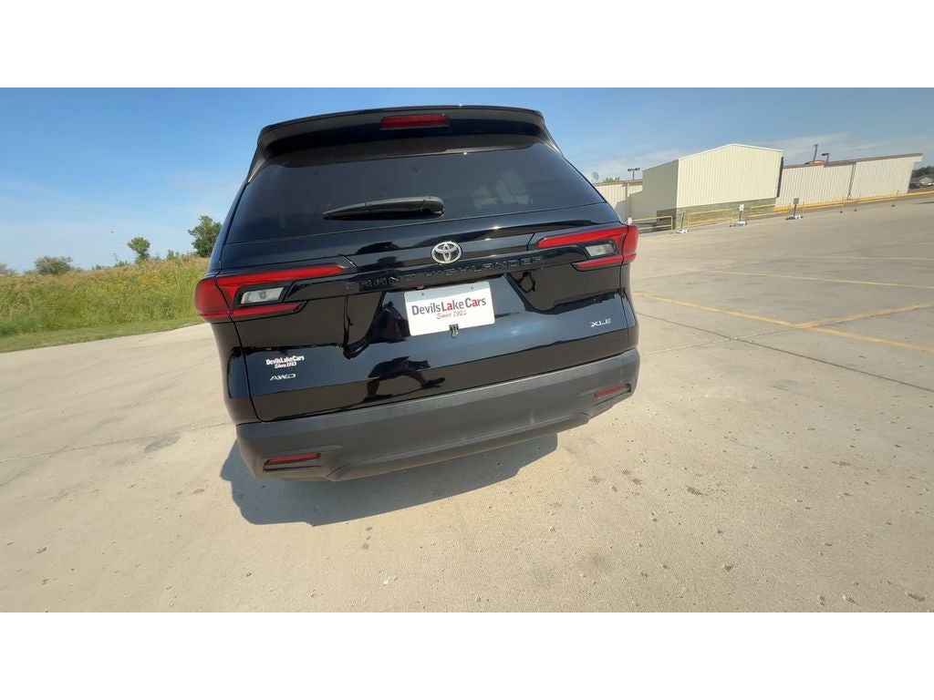 2025 Toyota Grand Highlander XLE