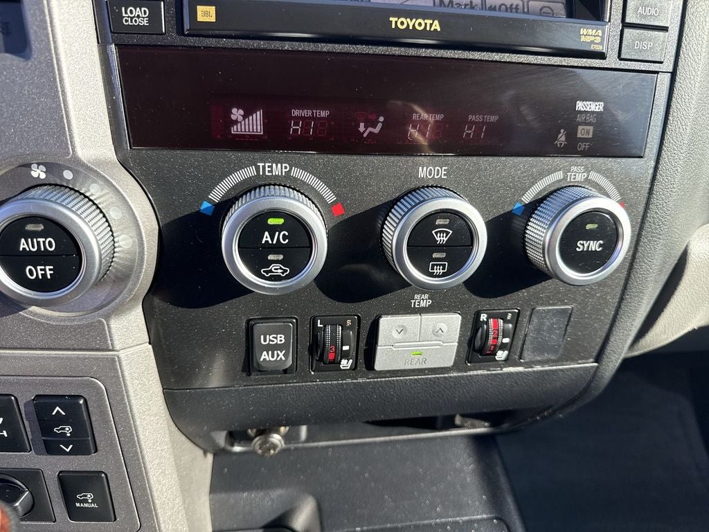 2011 Toyota Sequoia Platinum