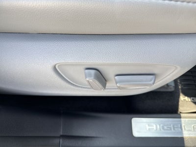2020 Toyota Highlander Limited