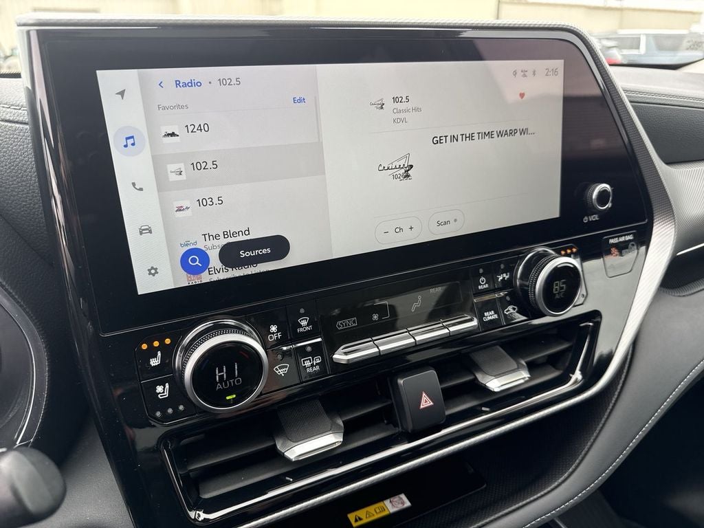 2025 Toyota Highlander Hybrid Hybrid Platinum