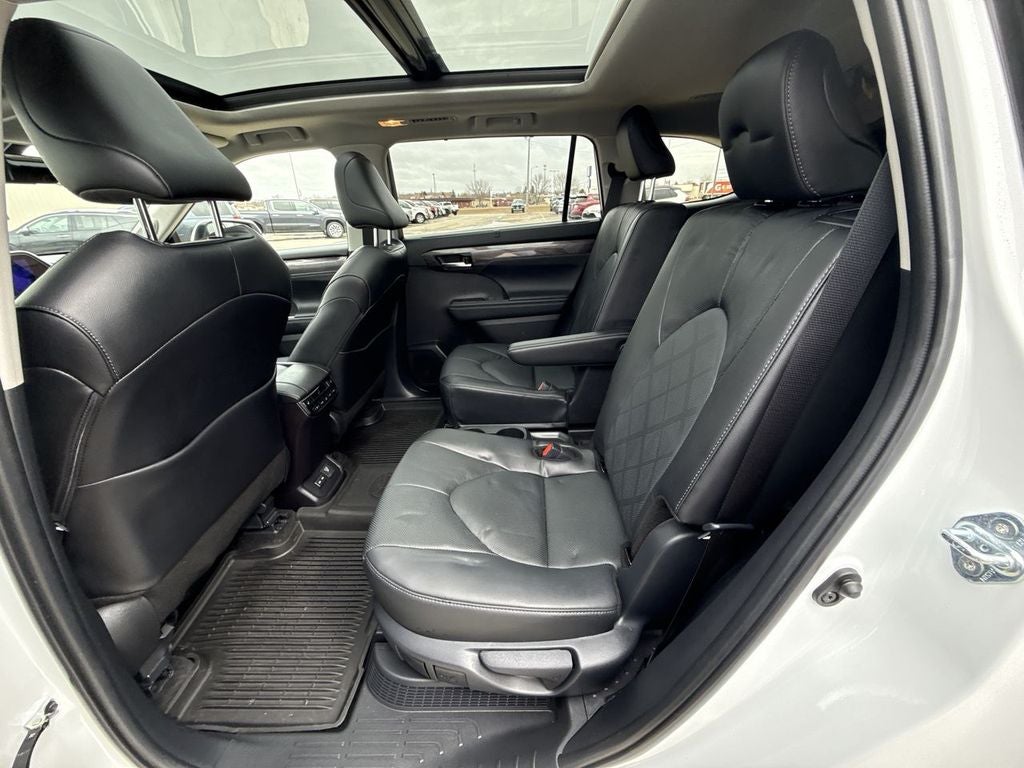 2025 Toyota Highlander Hybrid Hybrid Platinum