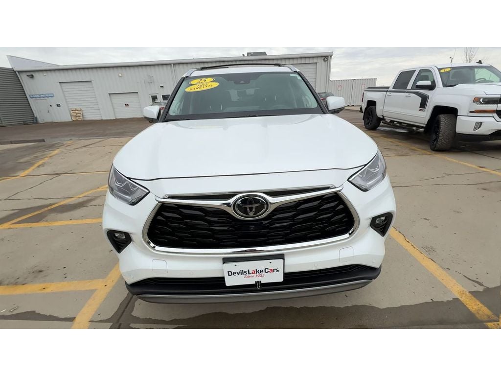 2025 Toyota Highlander Hybrid Hybrid Platinum