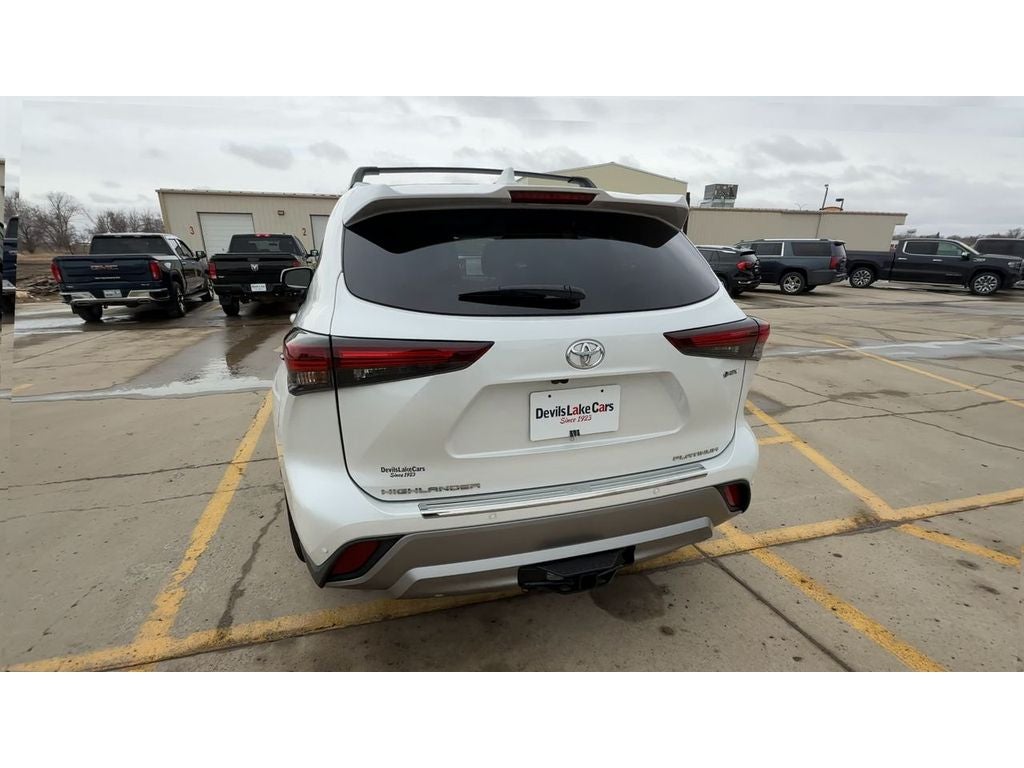 2025 Toyota Highlander Hybrid Hybrid Platinum