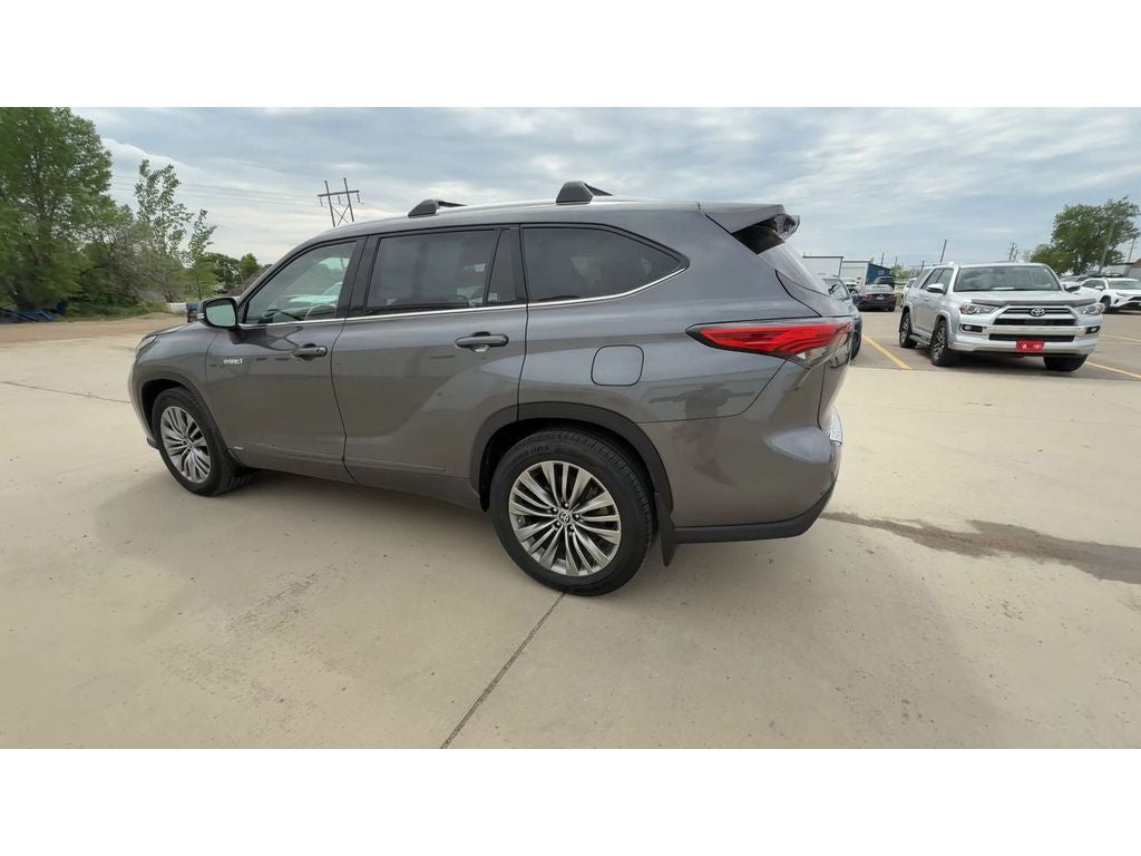 2021 Toyota Highlander Hybrid Hybrid Platinum