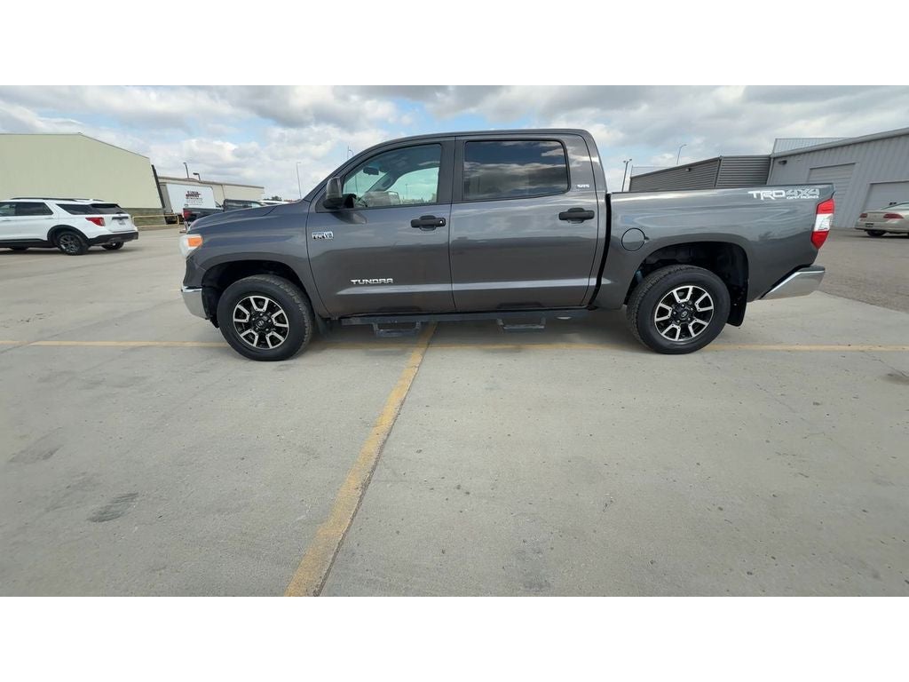 2017 Toyota Tundra SR5