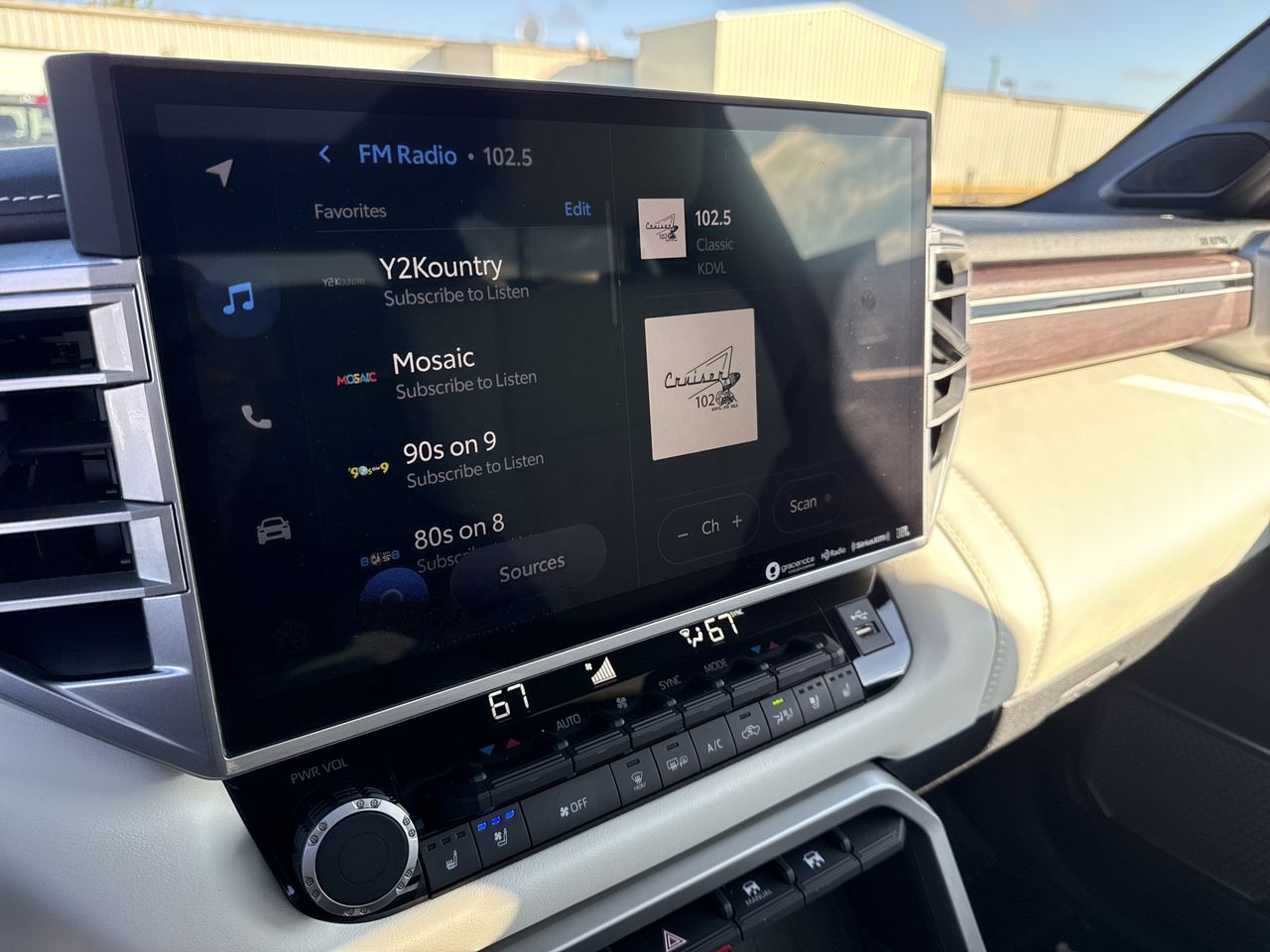 2023 Toyota Tundra Hybrid Capstone Hybrid