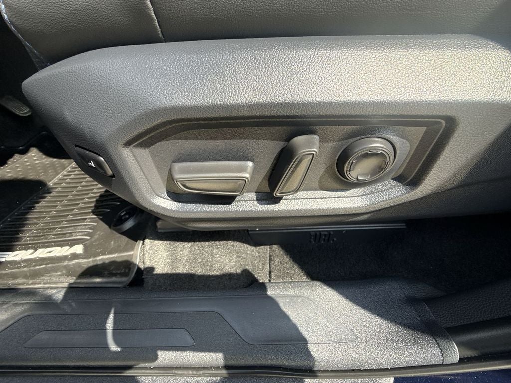 2024 Toyota Sequoia Platinum