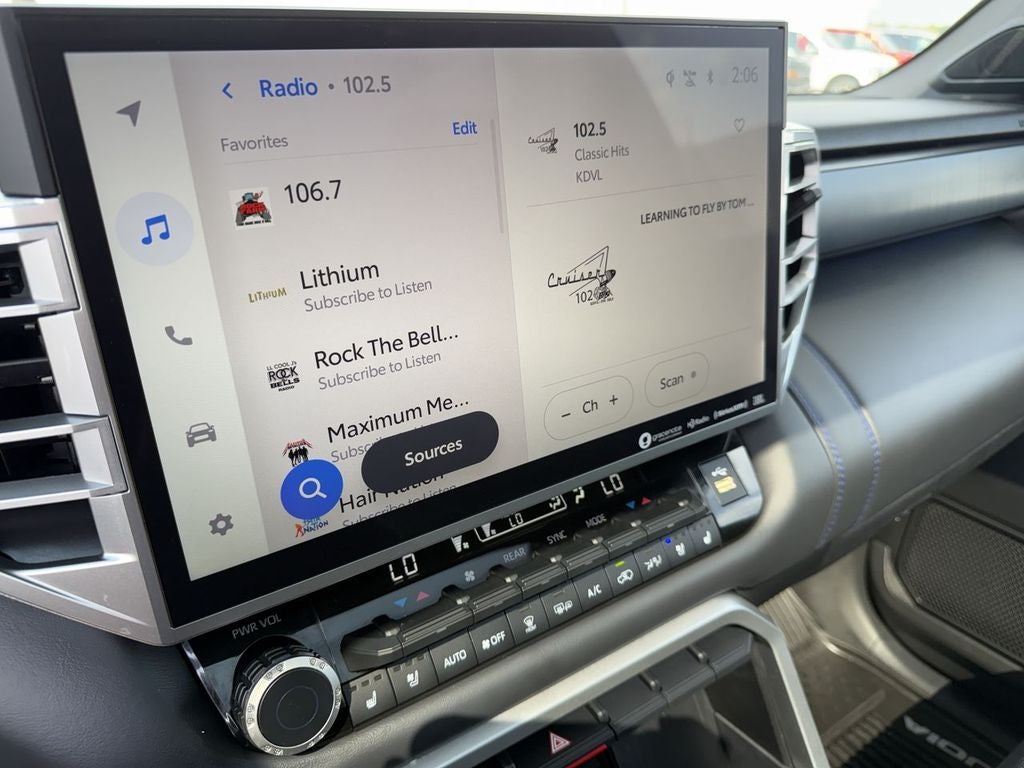 2024 Toyota Sequoia Platinum