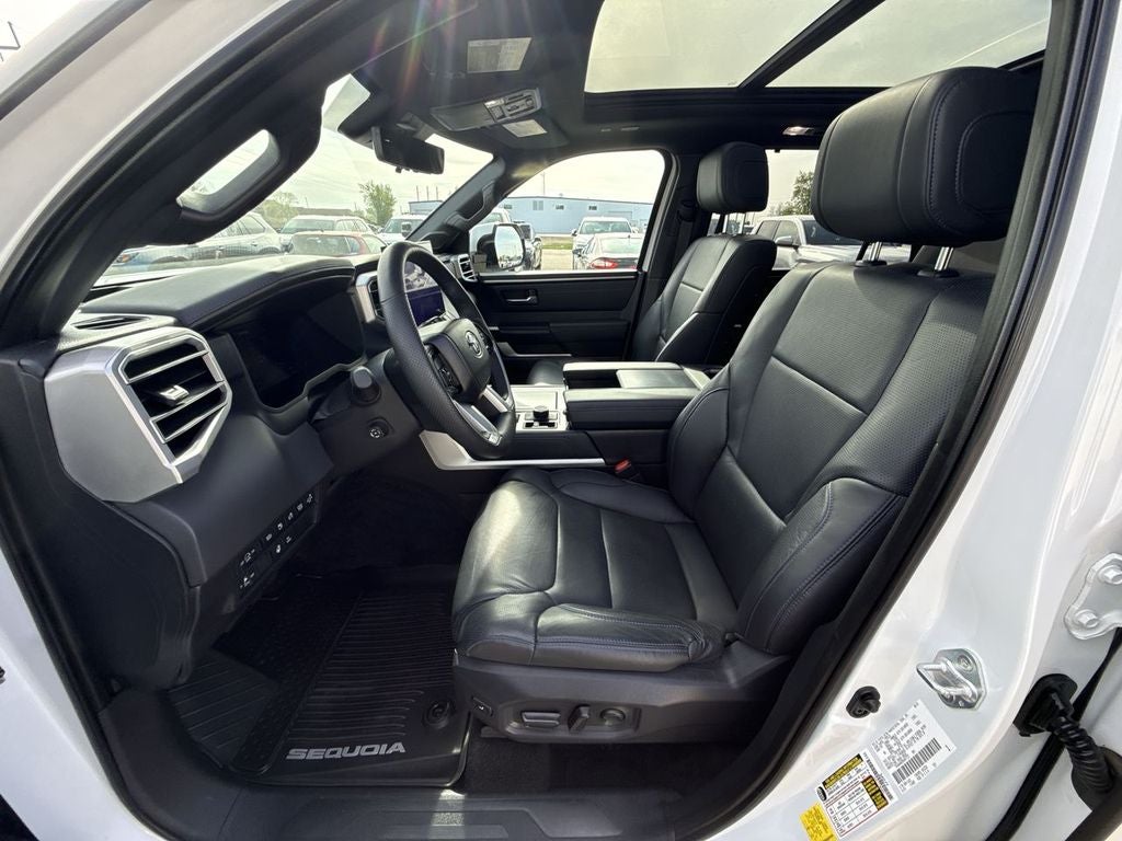 2024 Toyota Sequoia Platinum