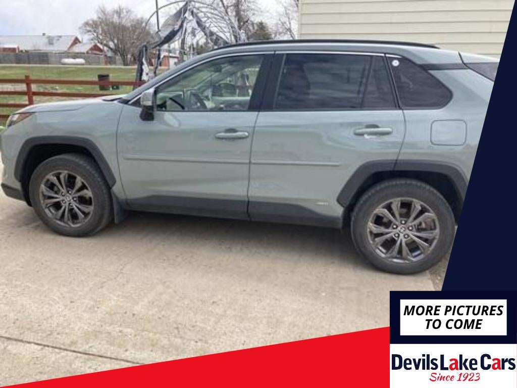 2022 Toyota RAV4 Hybrid XLE Premium